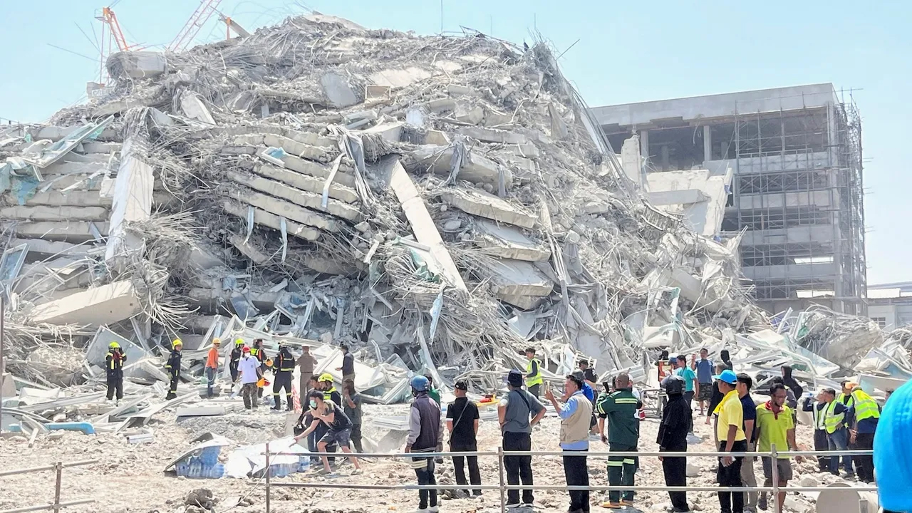 7.7-Magnitude Earthquake Strikes Myanmar, Hundreds Dead 