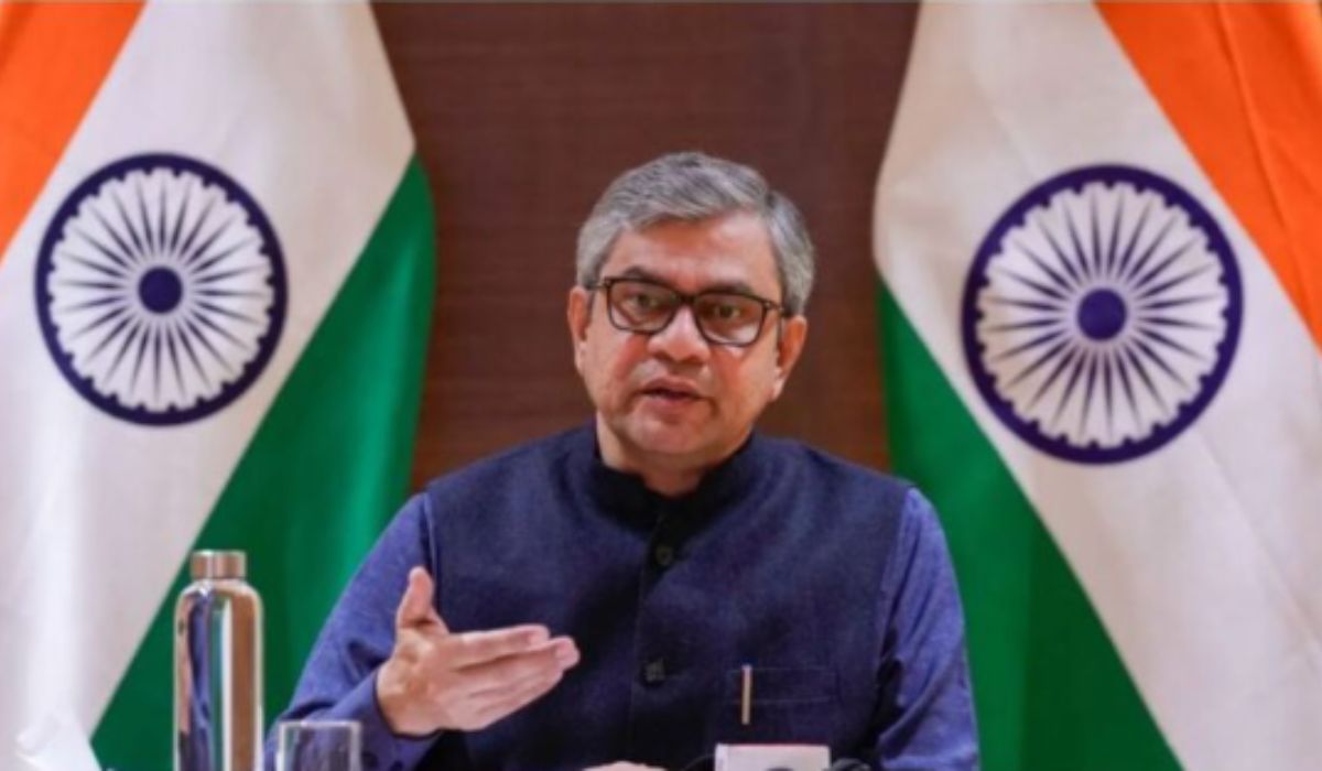 Smartphones Become India’s Top Export Commodity: FY25 में 2 लाख करोड़ के निर्यात ने रचा इतिहास