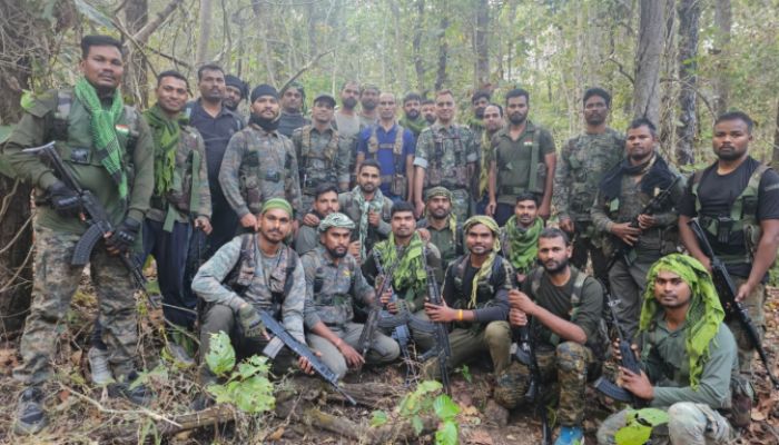 MP News: Police killed in encounter in Balaghat 4 खूंखार महिला नक्सलियों को किया ढेर, 62 लाख का इनाम था घोषित