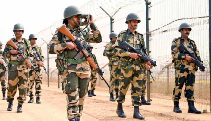 भारत-पाक सीमा पर खौफ के साए में जिंदगी: जर्जर बंकरों में सहमी रातें और दहशत से भरे दिन