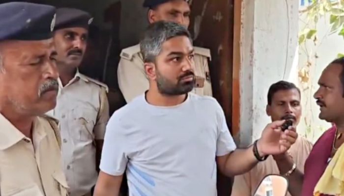 Manish Kashyap was beaten up in PMCH
