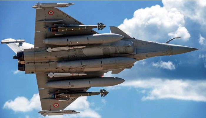 Rafale equipped with Brahmos NG