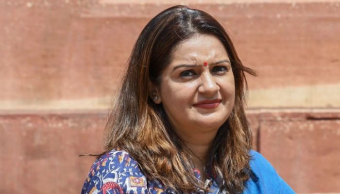 ऑपरेशन सिंदूर पर क्यों आमने-सामने हैं संजय राउत और प्रियंका चतुर्वेदी? शिवसेना यूबीटी में मतभेद की तस्वीर