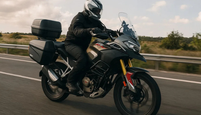 TVS RTX 300
